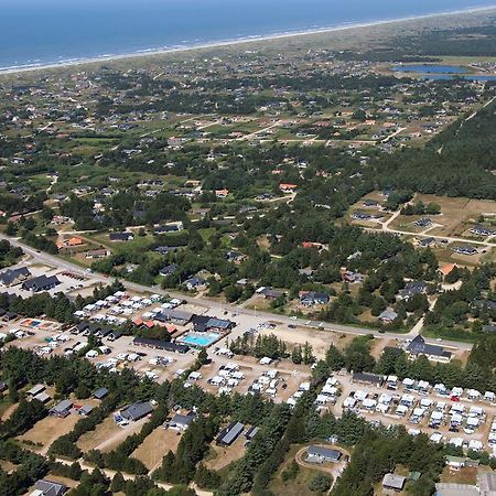 Vejers Family Camping & Cottages Екстериор снимка